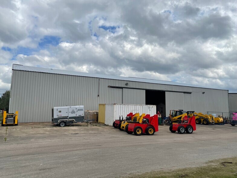 813 Dumont St, South Houston, TX à louer - Photo de l’immeuble – Image 2 sur 10