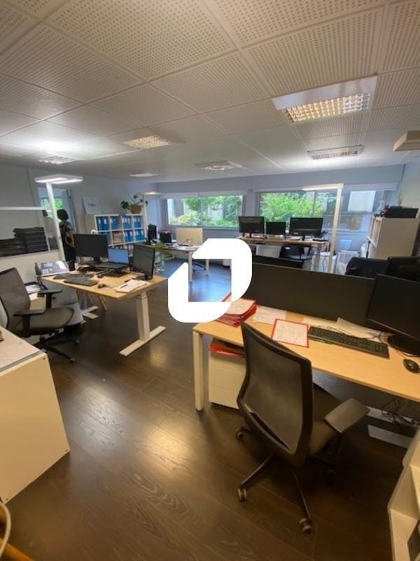 Bureau dans Paris à louer Photo intérieure– Image 1 sur 8