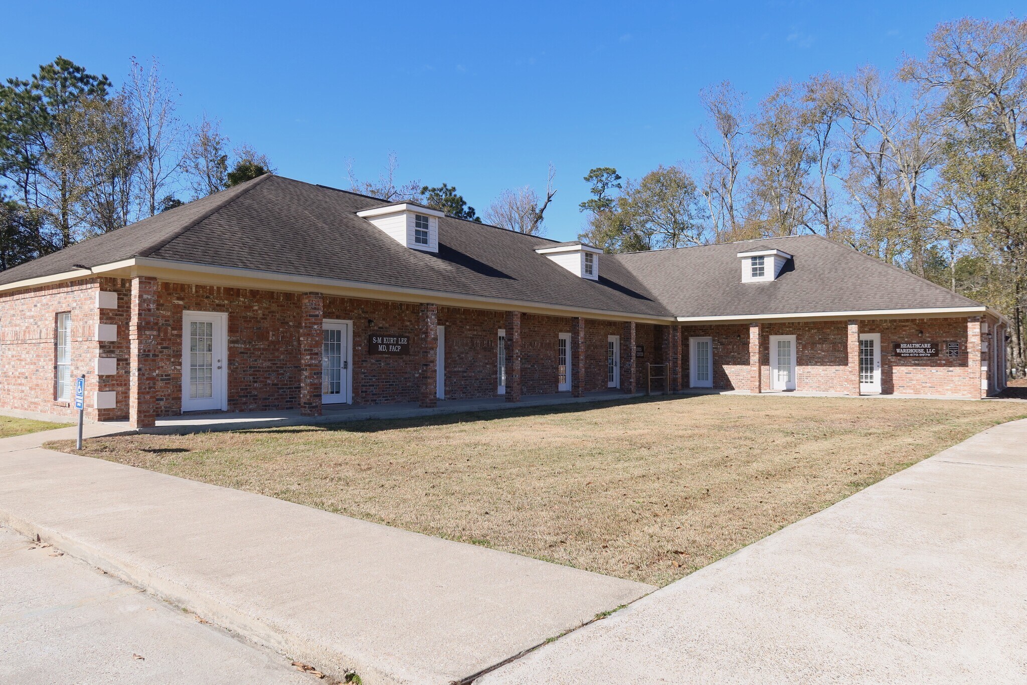 1301 Martin Luther King Jr Dr, Orange, TX à louer Photo de l’immeuble– Image 1 sur 18