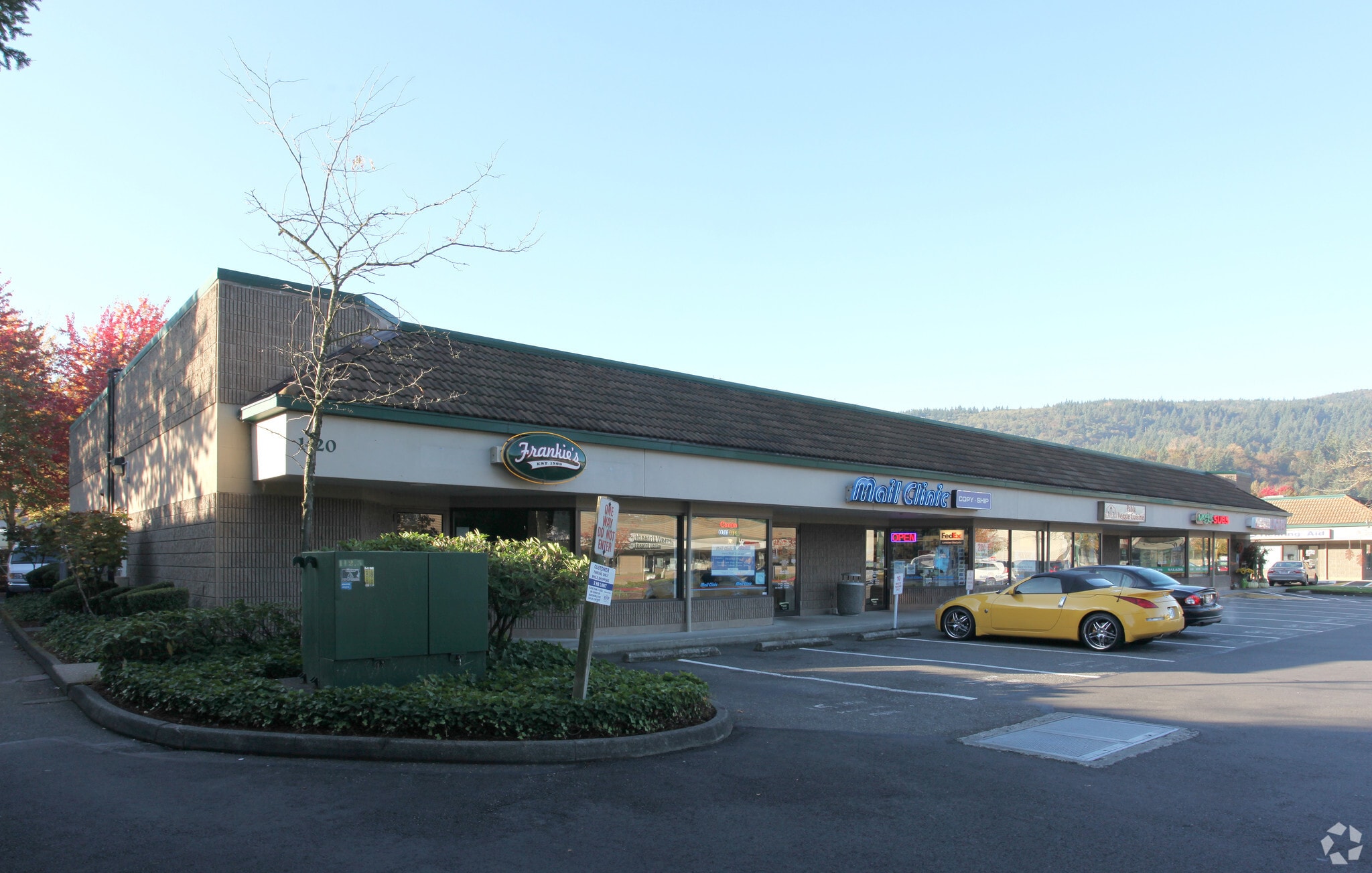 1420 NW Gilman Blvd, Issaquah, WA à louer Photo principale– Image 1 sur 25