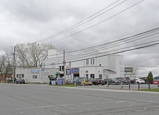 Plus de détails pour 12746-12750 Notre-Dame E Rue E, Montréal, QC - Spécialisé à vendre