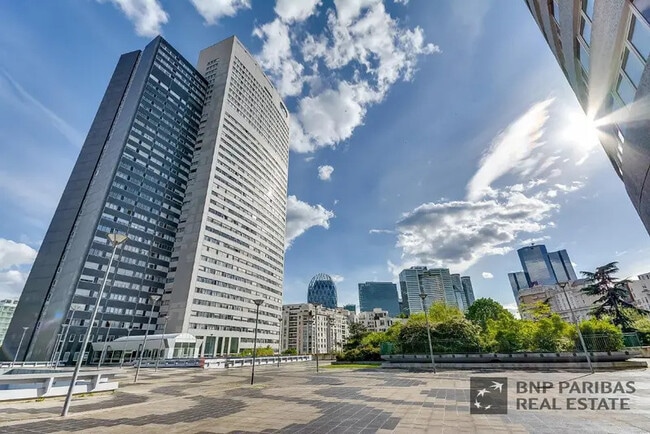 Plus de détails pour 20 Ter Rue De Bezons, Courbevoie - Bureau à vendre