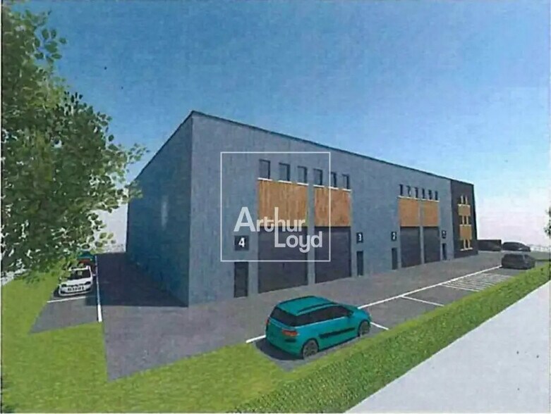 Local d’activités dans Brie-Comte-Robert à louer - Photo de l’immeuble – Image 3 sur 12