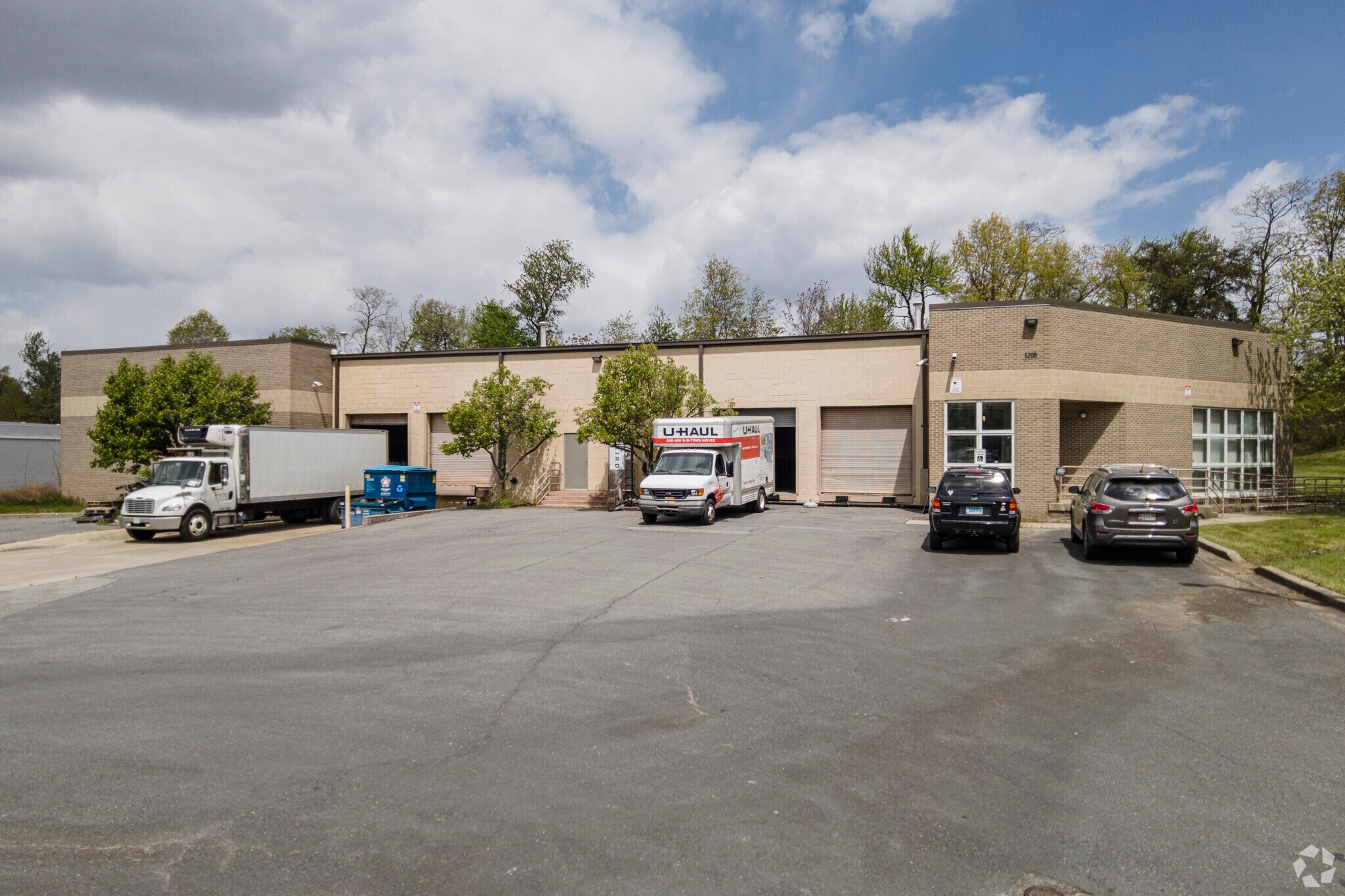 5200 Lawrence Pl, Hyattsville, MD à vendre Photo principale– Image 1 sur 6