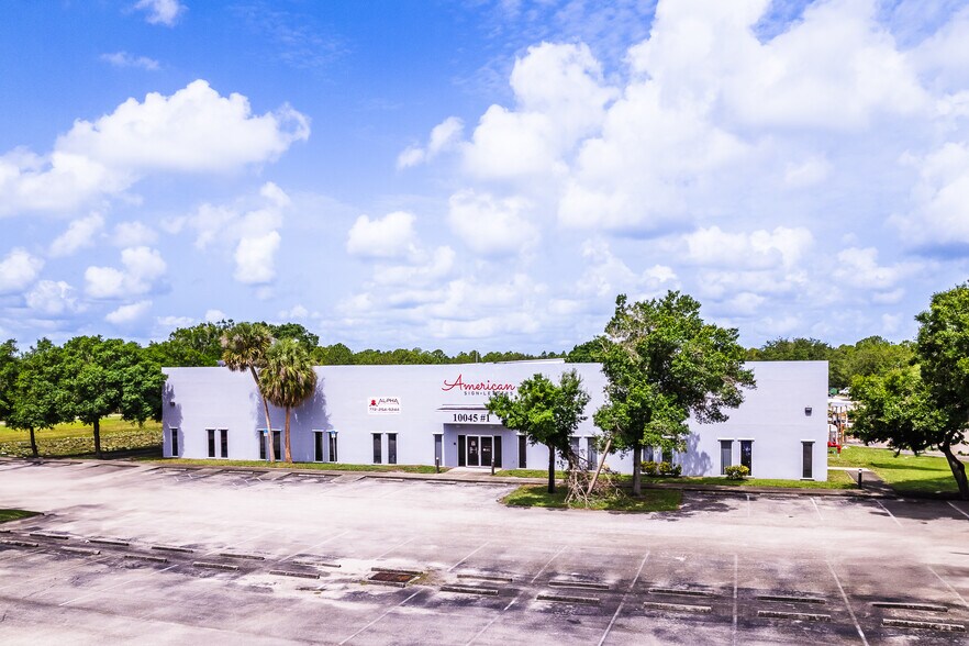 10045 102nd Ter, Sebastian, FL à vendre - Photo de l’immeuble – Image 3 sur 20
