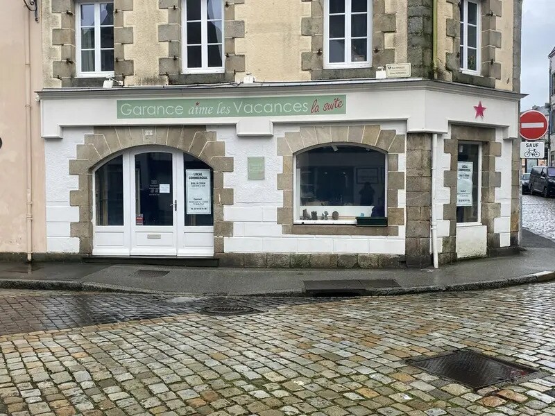 Local commercial dans Quimper à louer Photo de l’immeuble– Image 1 sur 2