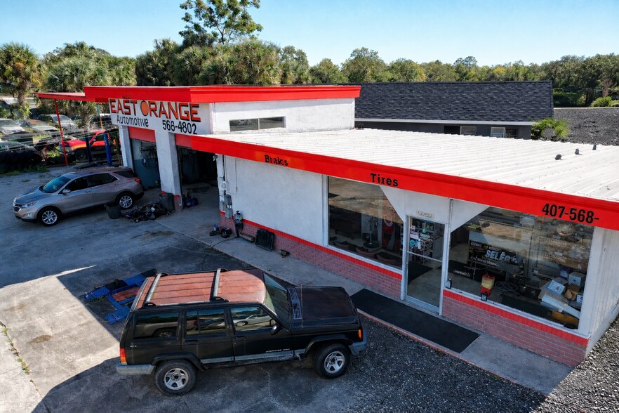 18252 E Colonial Dr, Orlando, FL à louer - Photo de l’immeuble – Image 2 sur 9