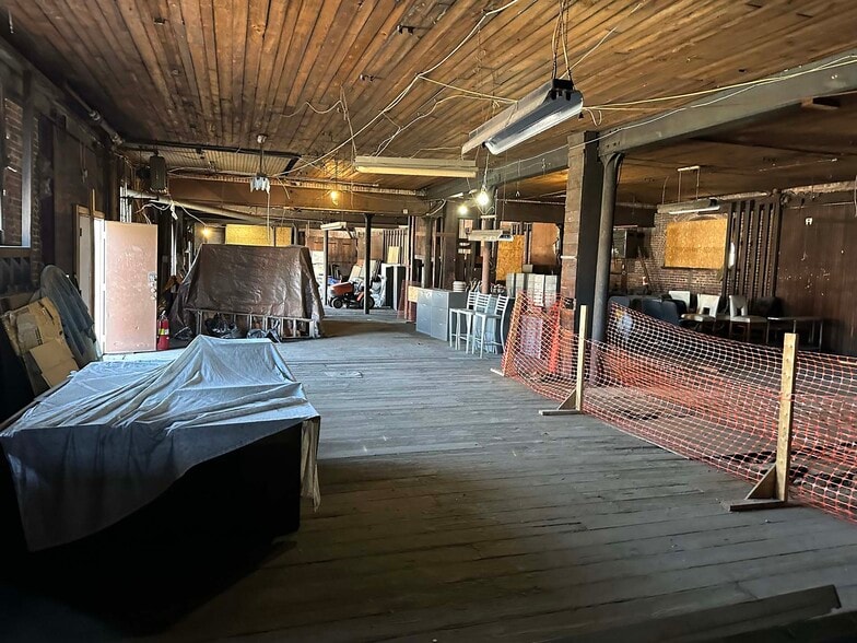 400 N 6th Ave, Scranton, PA à vendre - Photo intérieure – Image 3 sur 9