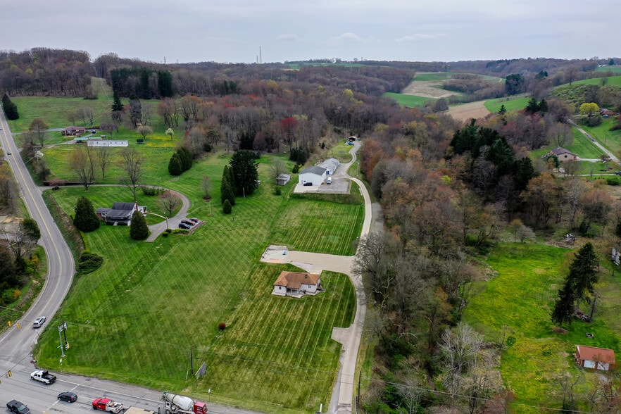 494 Route 422 E, Butler, PA à louer - Aérien – Image 1 sur 5