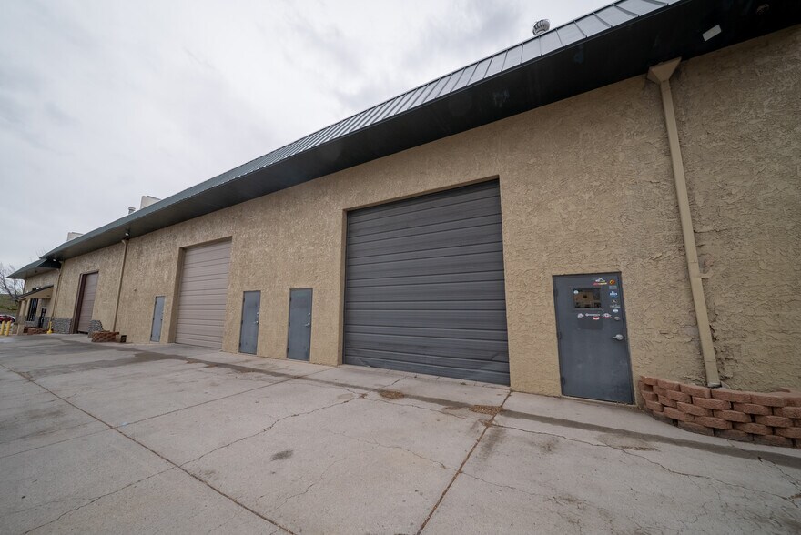 2720 E Lakin Dr, Flagstaff, AZ à louer - Photo de l’immeuble – Image 2 sur 14