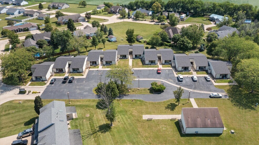 111 Bannon Dr, Dwight, IL à vendre - Photo principale – Image 1 sur 21