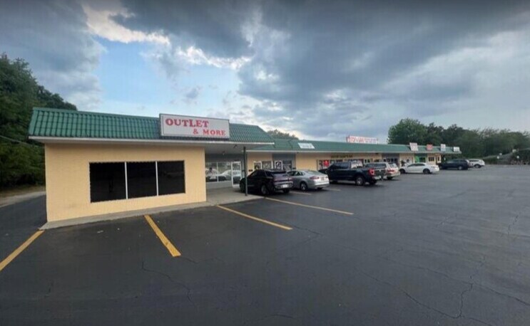 1000 E Alfred St, Tavares, FL à louer - Photo principale – Image 1 sur 4