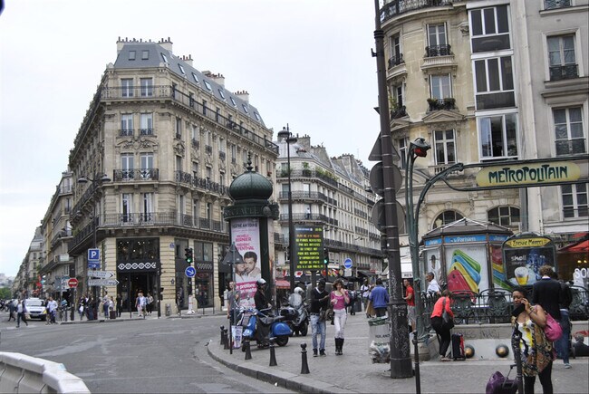 Plus de détails pour Local commercial à louer