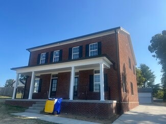 Plus de détails pour 205 Walker St, Franklin, KY - Local d'activités à louer