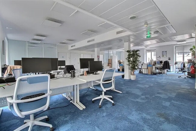 Plus de détails pour 23 Rue Taitbout, Paris - Bureau à louer