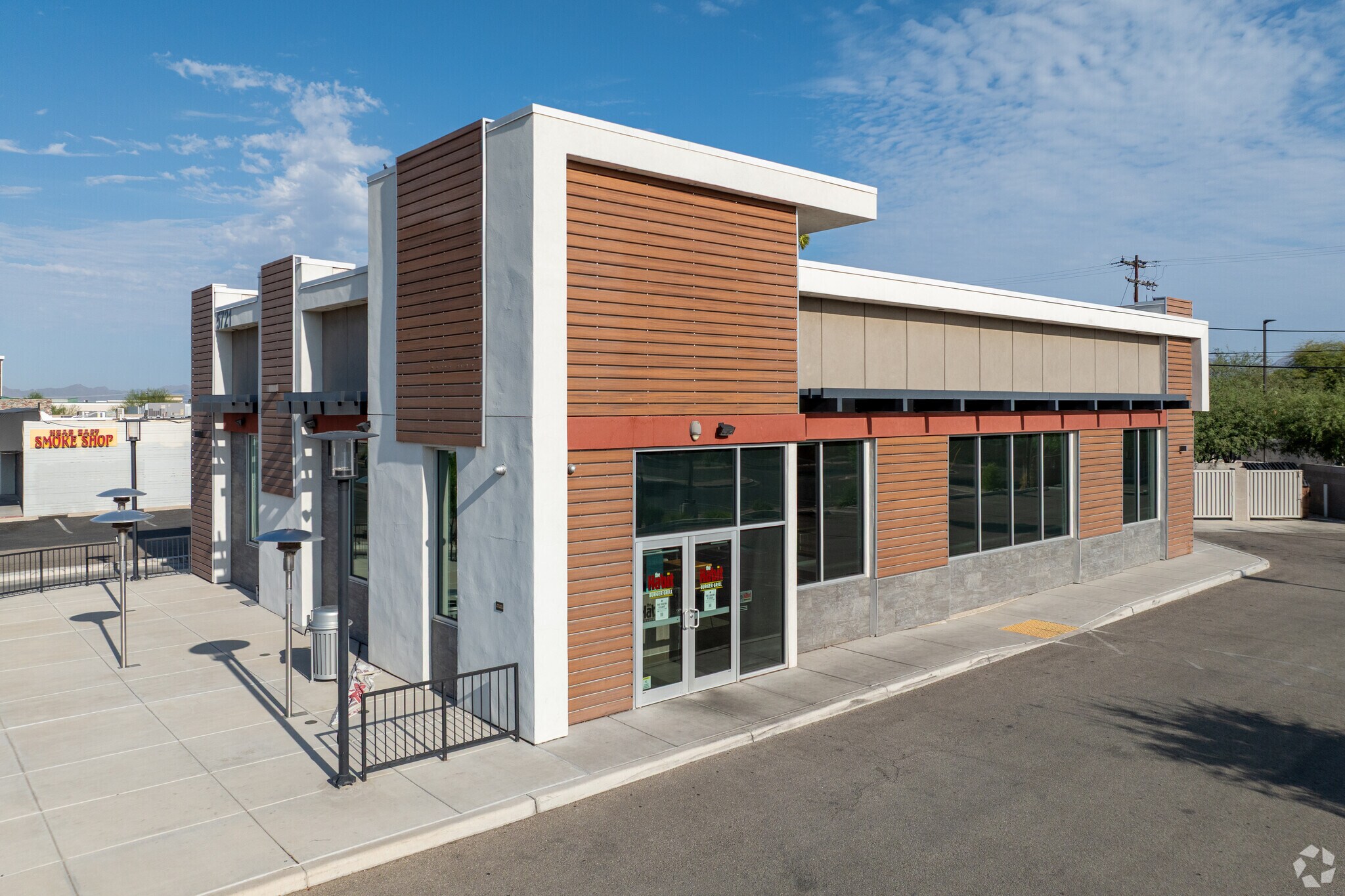 5721 E Broadway Blvd, Tucson, AZ à louer Photo principale– Image 1 sur 6