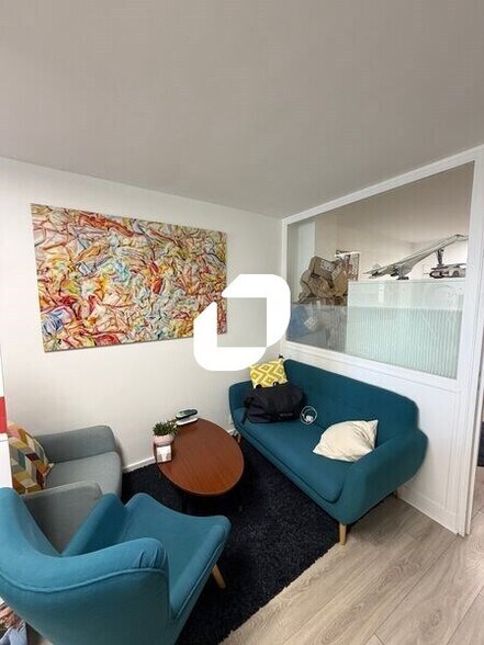 20-22 Place Charles De Gaulle, Saint-Germain-en-Laye à louer - Photo de l’immeuble – Image 3 sur 6