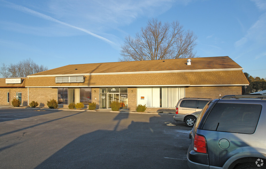 250 S Broadway, Pennsville, NJ à louer - Photo de l’immeuble – Image 3 sur 15