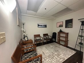 1100 Lake St, Oak Park, IL à louer Photo intérieure– Image 1 sur 3