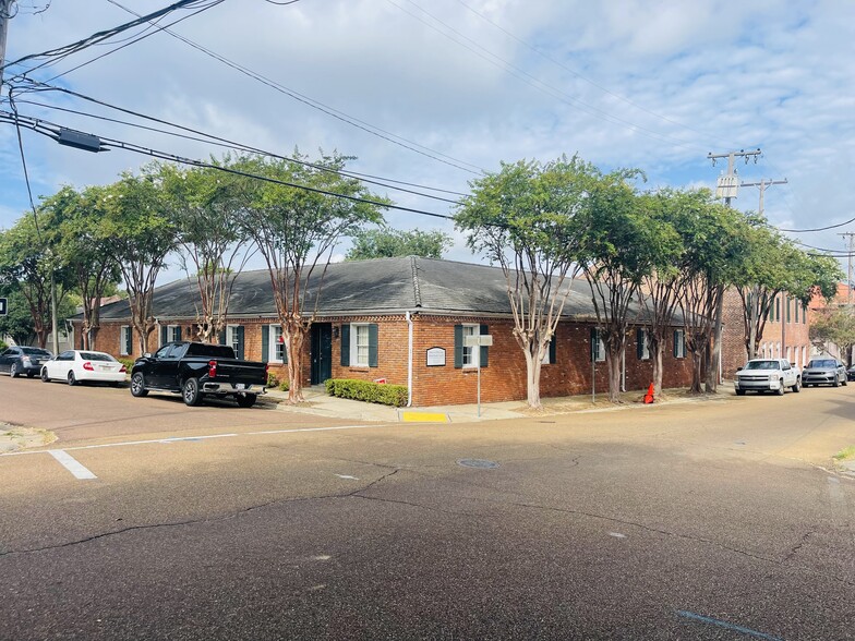 202 S Wall St, Natchez, MS à vendre - Photo principale – Image 1 sur 9