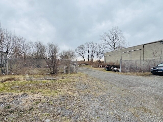 6607 Walmore, Wheatfield Township, NY à vendre - Photo de l’immeuble – Image 2 sur 11