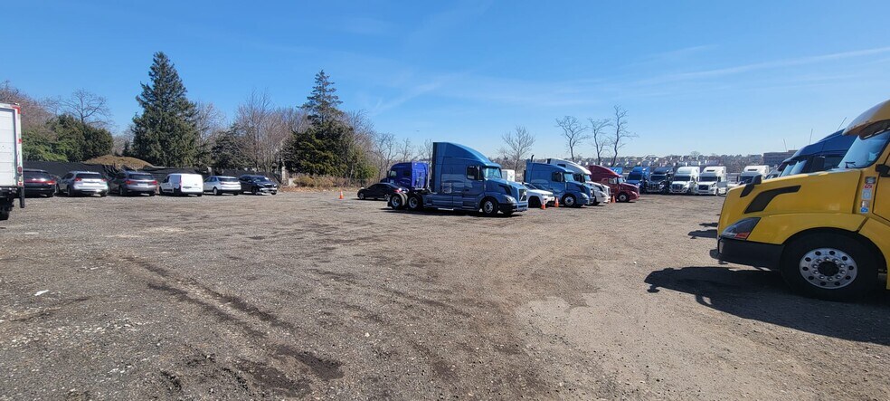 2-8 Ogden St, Newark, NJ à louer - Photo de l’immeuble – Image 1 sur 6