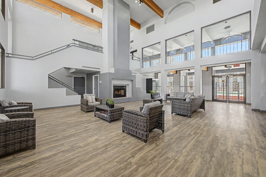 5251 S Julian Dr, Tucson, AZ à vendre - Photo de l’immeuble – Image 3 sur 21