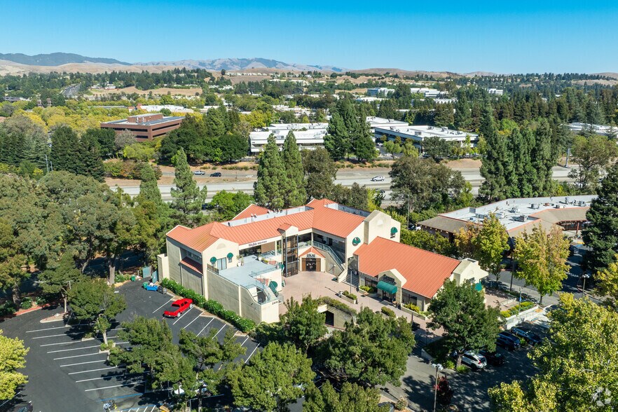 2416 San Ramon Valley Blvd, San Ramon, CA à louer - Aérien – Image 2 sur 75
