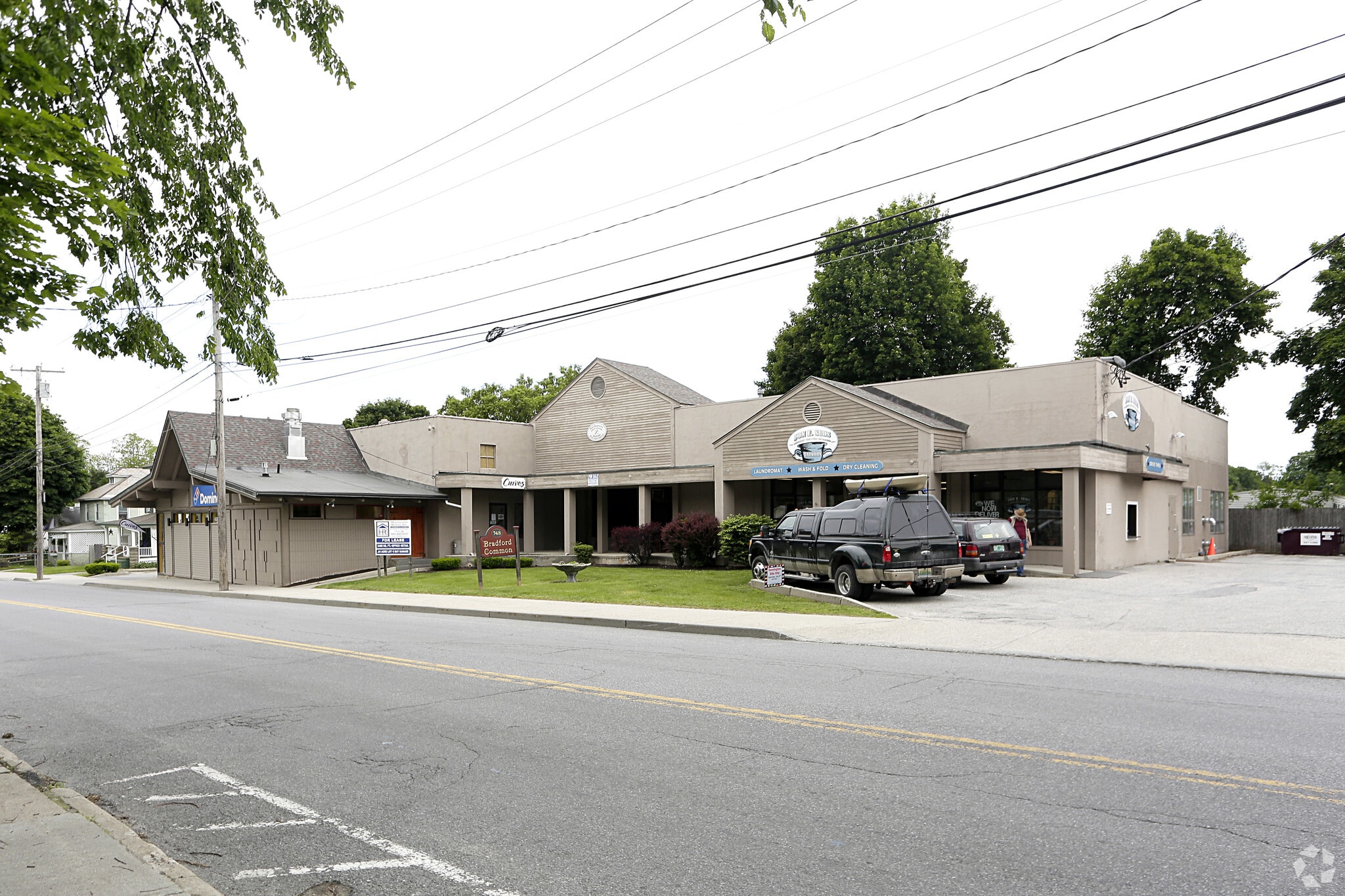 748 Main St, Bennington, VT à louer Photo principale– Image 1 sur 5