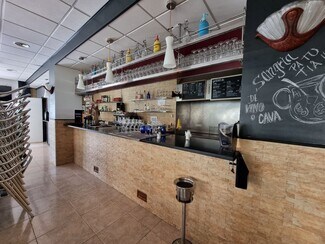 Plus de détails pour Local commercial à louer