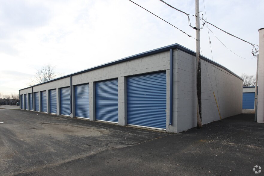 4560 Stenstrom Rd, Rockford, IL à vendre - Photo de l’immeuble – Image 3 sur 3