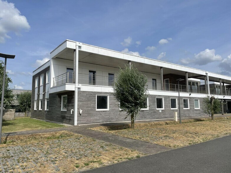 Bureau dans Sainghin-en-Mélantois à vendre - Photo de l’immeuble – Image 3 sur 12