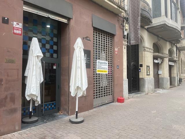 Rambla Del General Vives, Igualada, Barcelona à louer - Photo de l’immeuble – Image 2 sur 2