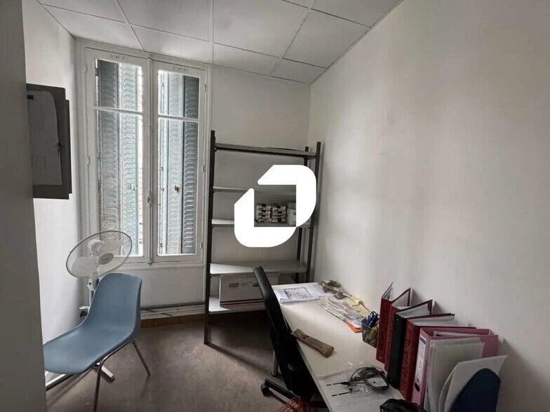 Bureau dans Malakoff à louer - Photo de l’immeuble – Image 3 sur 12