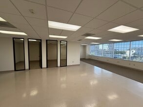 14110 N Dallas Pky, Dallas, TX à louer Photo intérieure– Image 2 sur 3