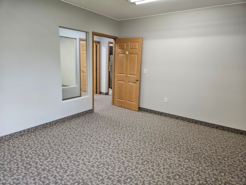 4725 Excelsior Blvd, Saint Louis Park, MN à louer - Photo intérieure – Image 3 sur 9