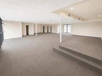 Plus de détails pour 2150 NW 21st St, Miami, FL - Bureau à louer
