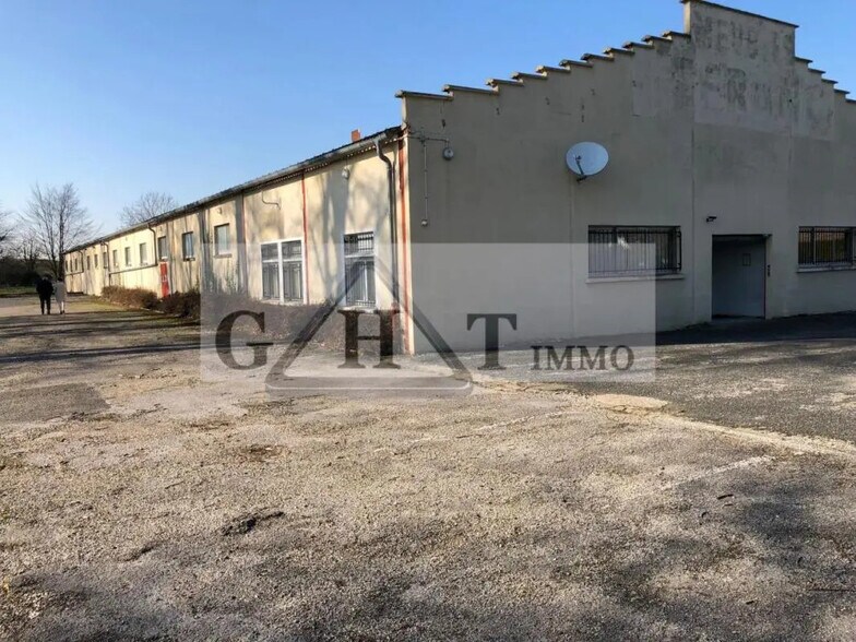 Industriel/Logistique dans Bellancourt à louer - Photo de l’immeuble – Image 1 sur 6