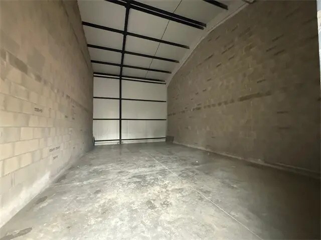 Industriel/Logistique dans Montagnat à vendre Photo intérieure– Image 1 sur 3