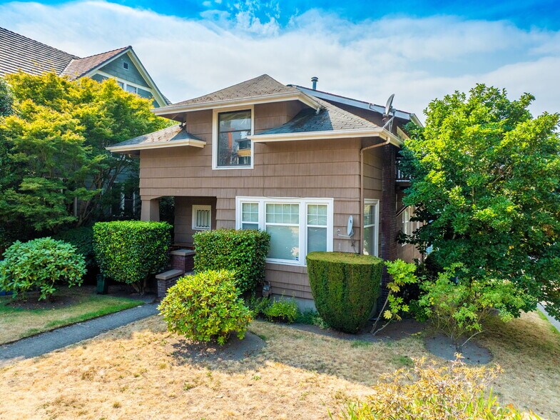 1303 13th Ave S, Seattle, WA à vendre - Photo de l’immeuble – Image 2 sur 6