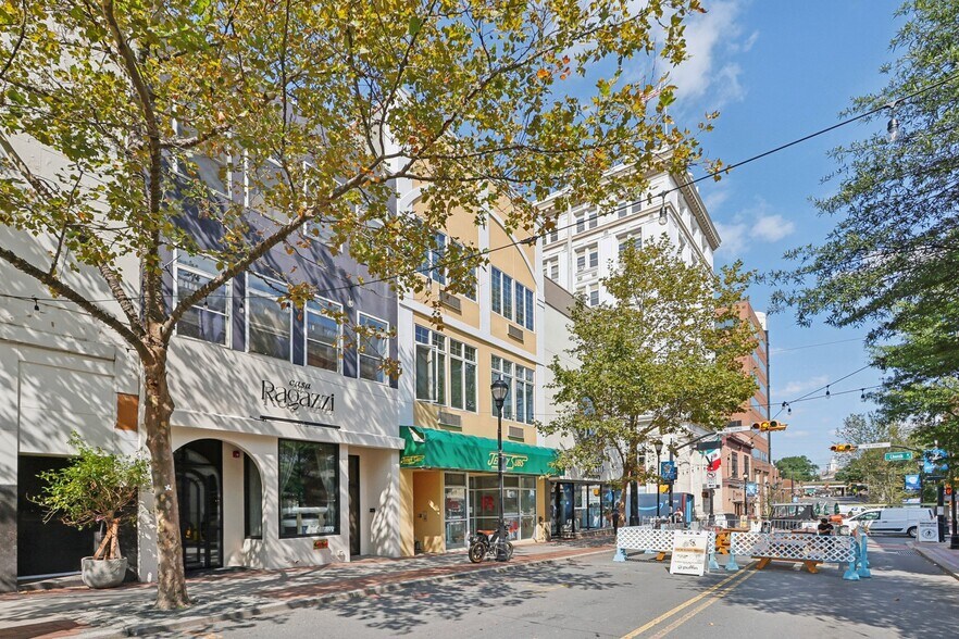 378 George St, New Brunswick, NJ à vendre - Photo de l’immeuble – Image 3 sur 75