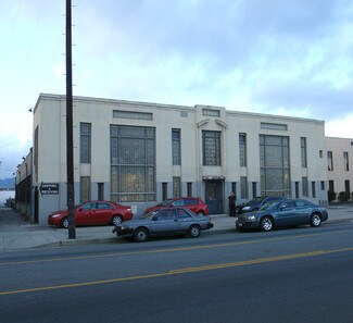 Plus de détails pour 10824 Burbank Blvd, North Hollywood, CA - Bureau/Local commercial à louer