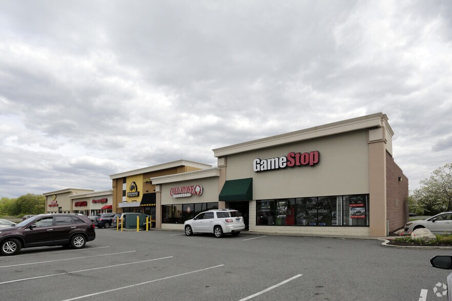 20-30 Backus Ave, Danbury, CT à louer - Photo principale – Image 1 sur 2