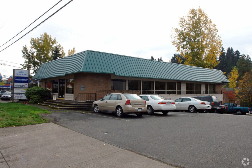 17655-17665 SE McLoughlin Blvd, Milwaukie, OR à louer - Photo de l’immeuble – Image 2 sur 4