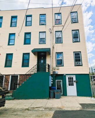 Plus de détails pour 173 Brunswick St, Jersey City, NJ - Logement à vendre