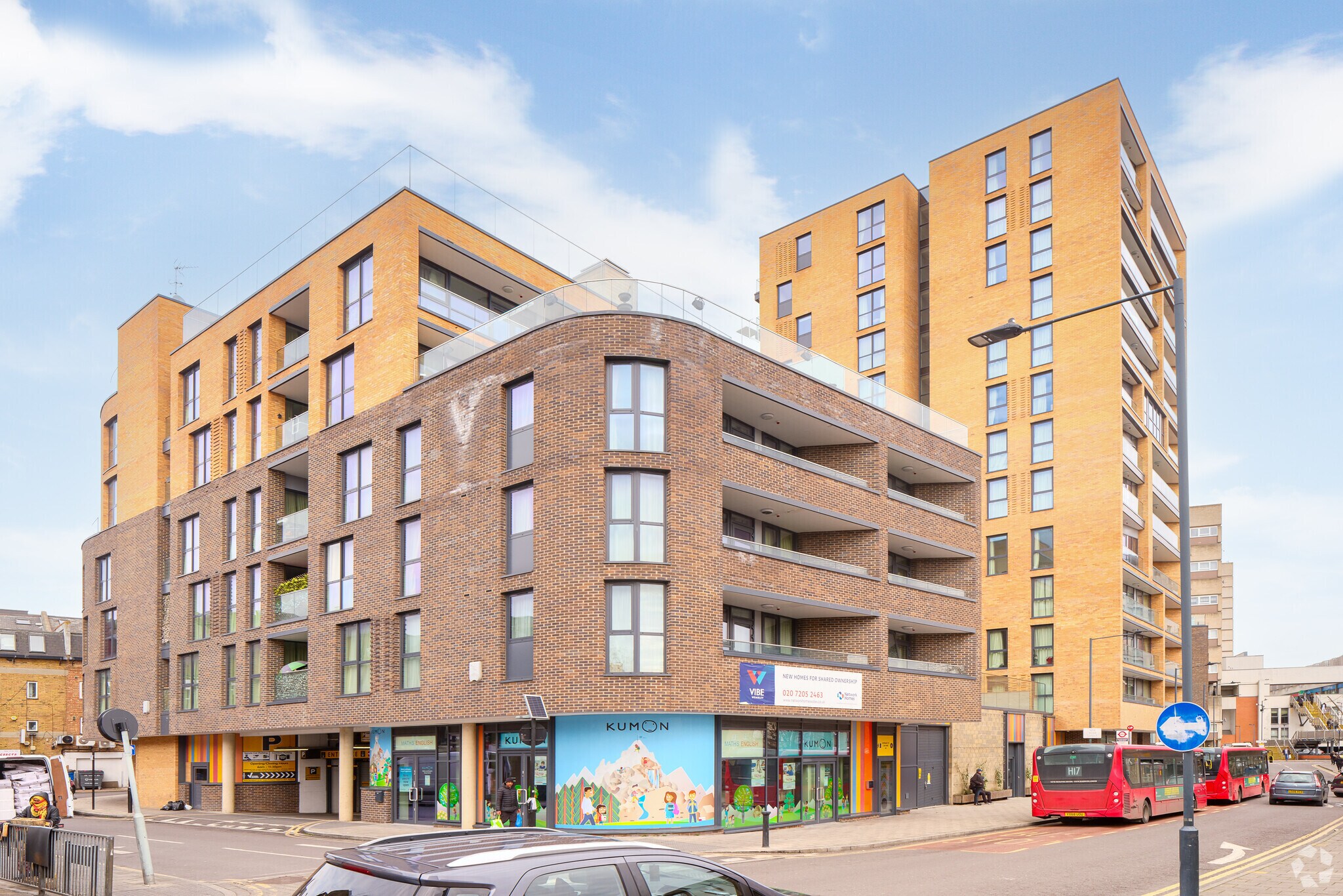 2 Station Grv, Wembley à louer Photo de l’immeuble– Image 1 sur 5