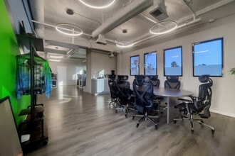 5601 W Slauson Ave, Culver City, CA à louer Photo intérieure– Image 1 sur 7