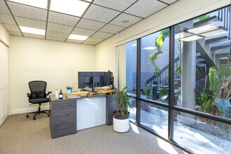 1207 N Himes Ave, Tampa, FL à louer Photo intérieure– Image 2 sur 11