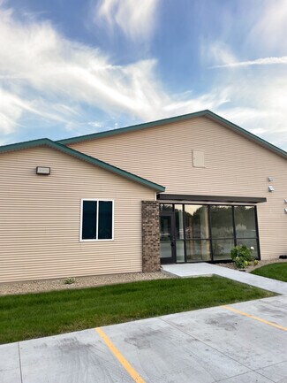 Plus de détails pour 3280 20th St, Fargo, ND - Bureau à louer