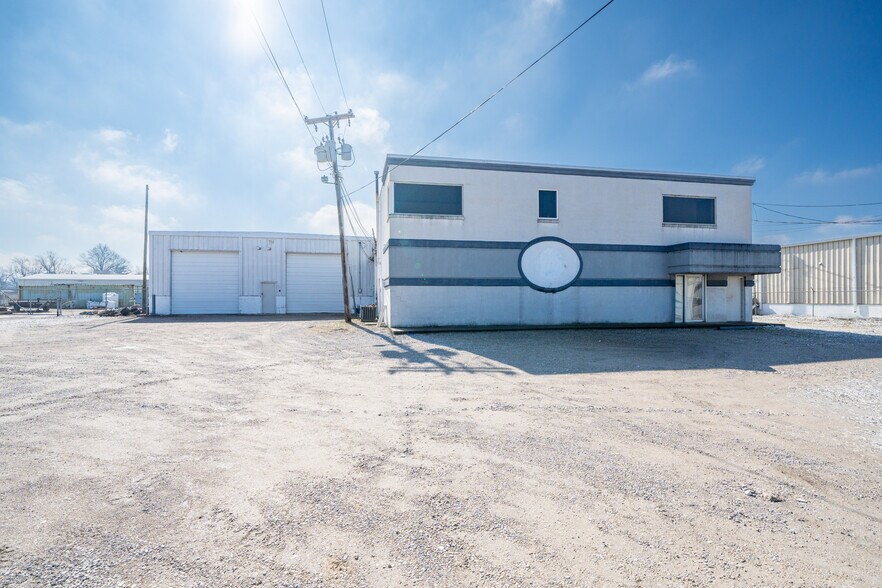 1602 W 7th St, Owensboro, KY à louer - Photo de l’immeuble – Image 3 sur 11